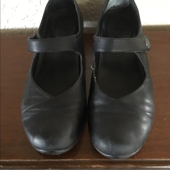 Dansko Black Mary Jane Flats - Picture 6 of 8